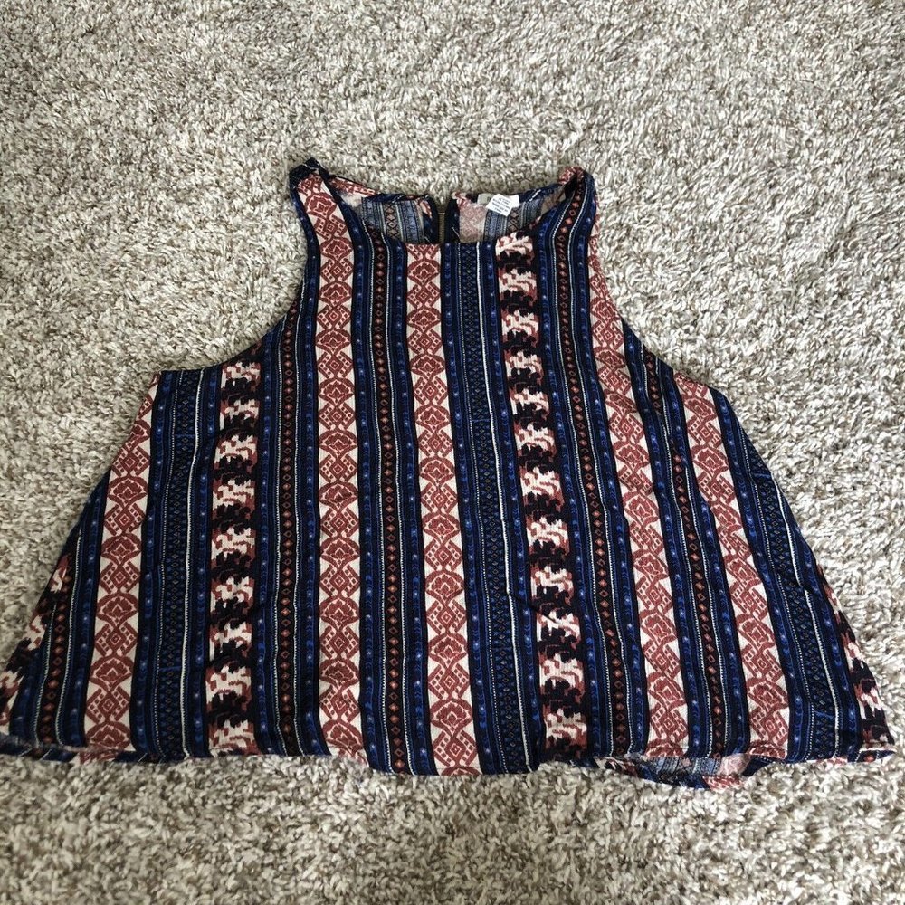 FOREVER 21 Geometric Sleeveless Crop Waist Top Tank Half Zipper Back Size Medium